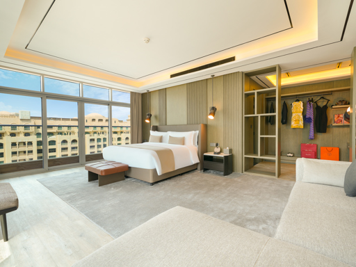 Mileo's Presidential Suite