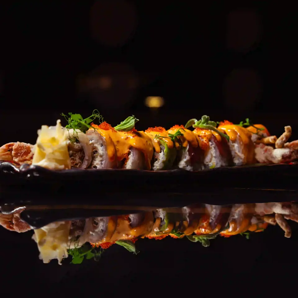 Spicy Crab Sushi Roll Aka Restaurant Dubai