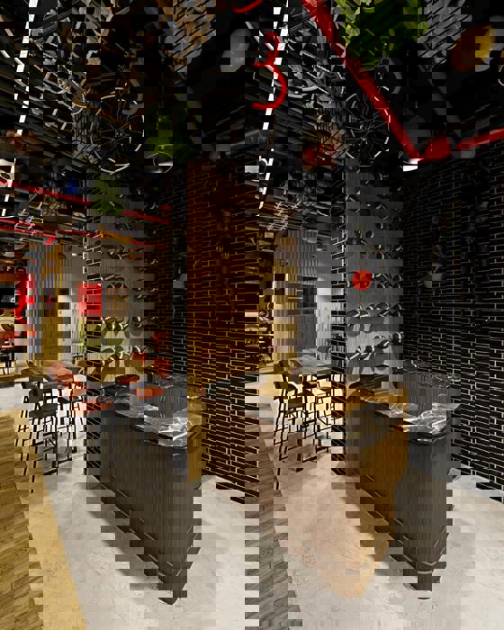 Fanzone Restaurant Game Esthetics